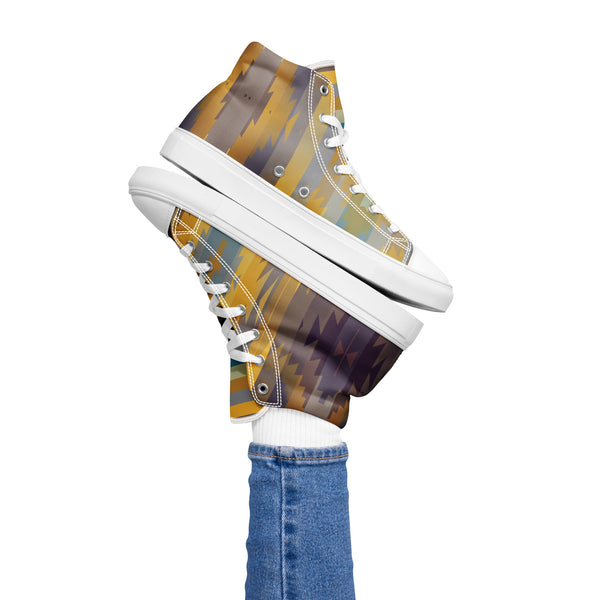 Women’s high top canvas shoes in the colors of nature